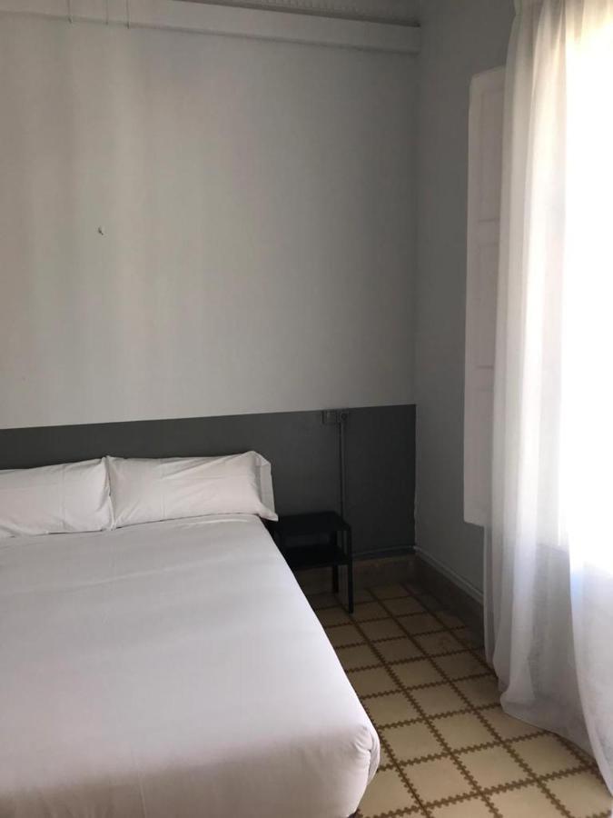 Hotel Monegal Барселона Экстерьер фото